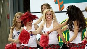 Bell Arto Cheerleaders na meczu play-off w Legionowie