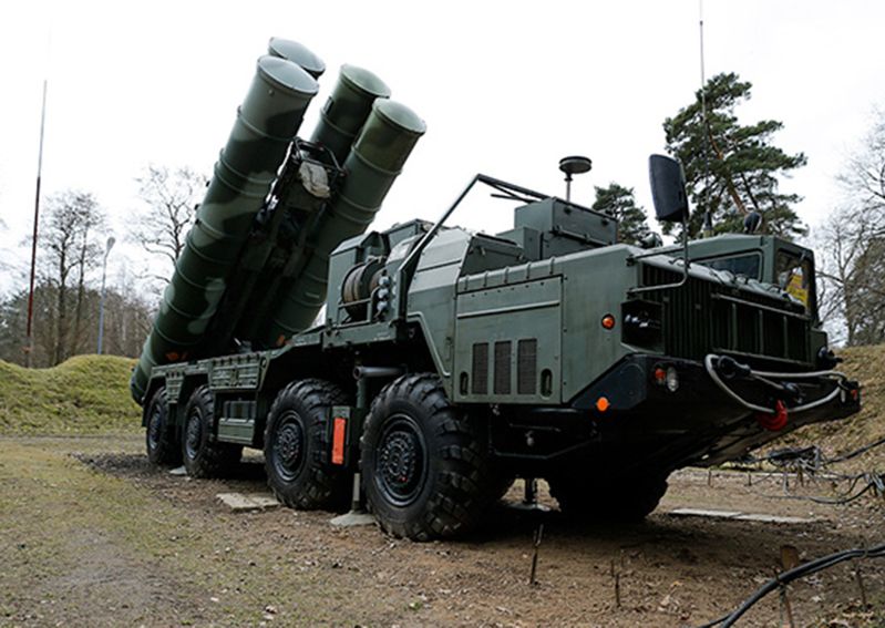 MON Rosji: udane testy rakiet S-400 koło Kaliningradu