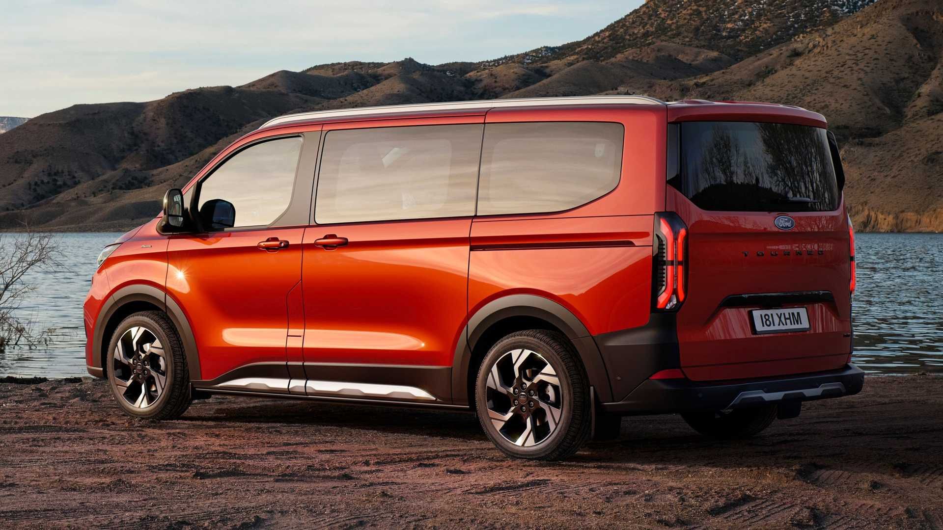 Ford E-Tourneo Custom