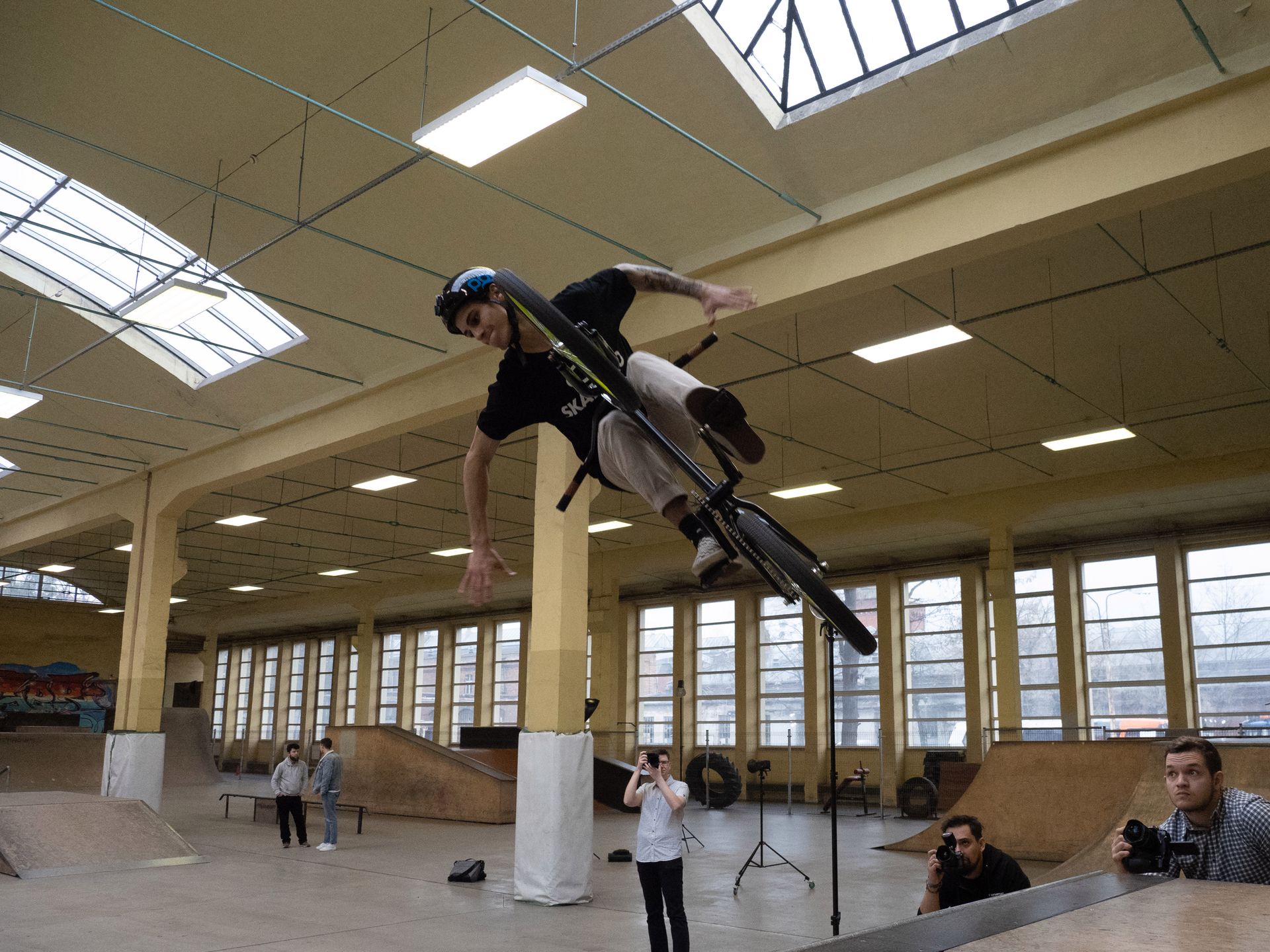 Olympus OM-D E-M1X w skateparku - prezentacja i zdjęcia przykładowe 16