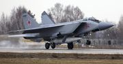 MiG-31 z pociskami Kindżał w obwodzie kaliningradzkim. Groźna broń w pobliżu Polski