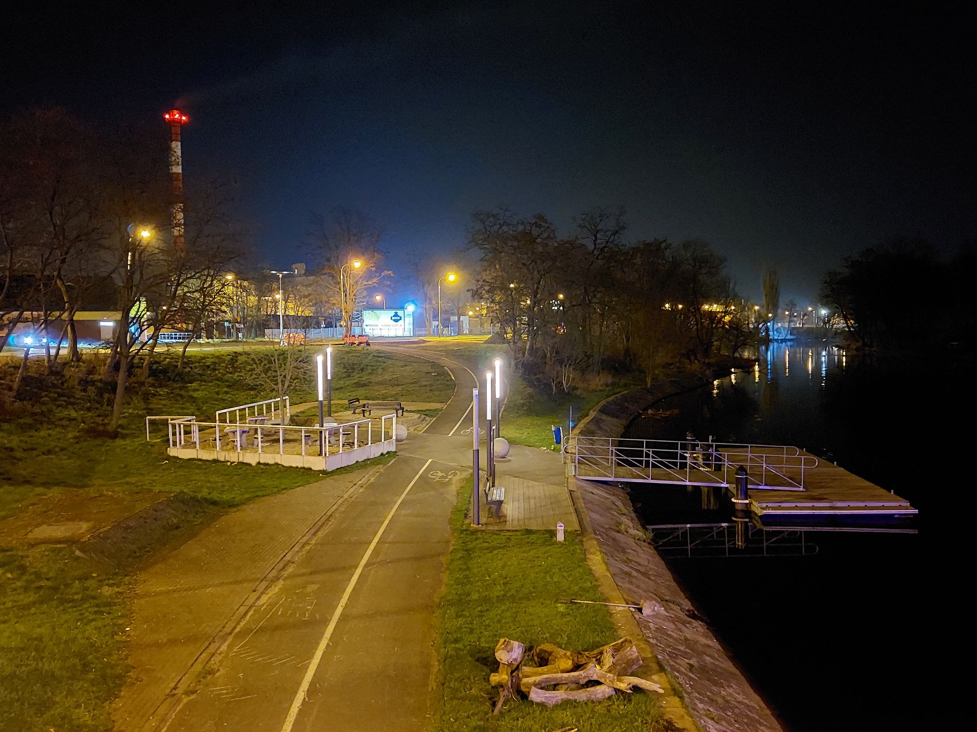 Smartfon szyty na miarę. Test Samsunga Galaxy A52 5G 54