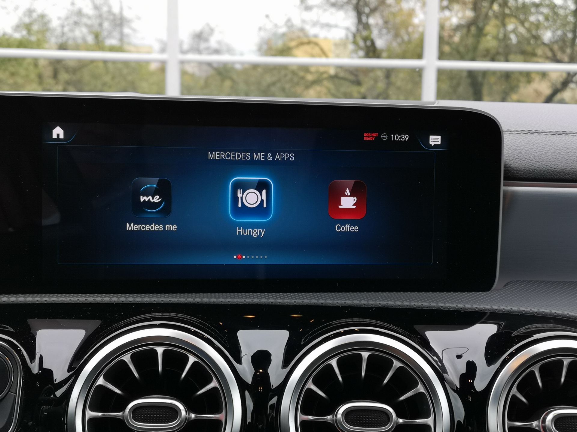 Mercedes CLA: System MBUX, wirtualny kokpit i audio Burmester 10