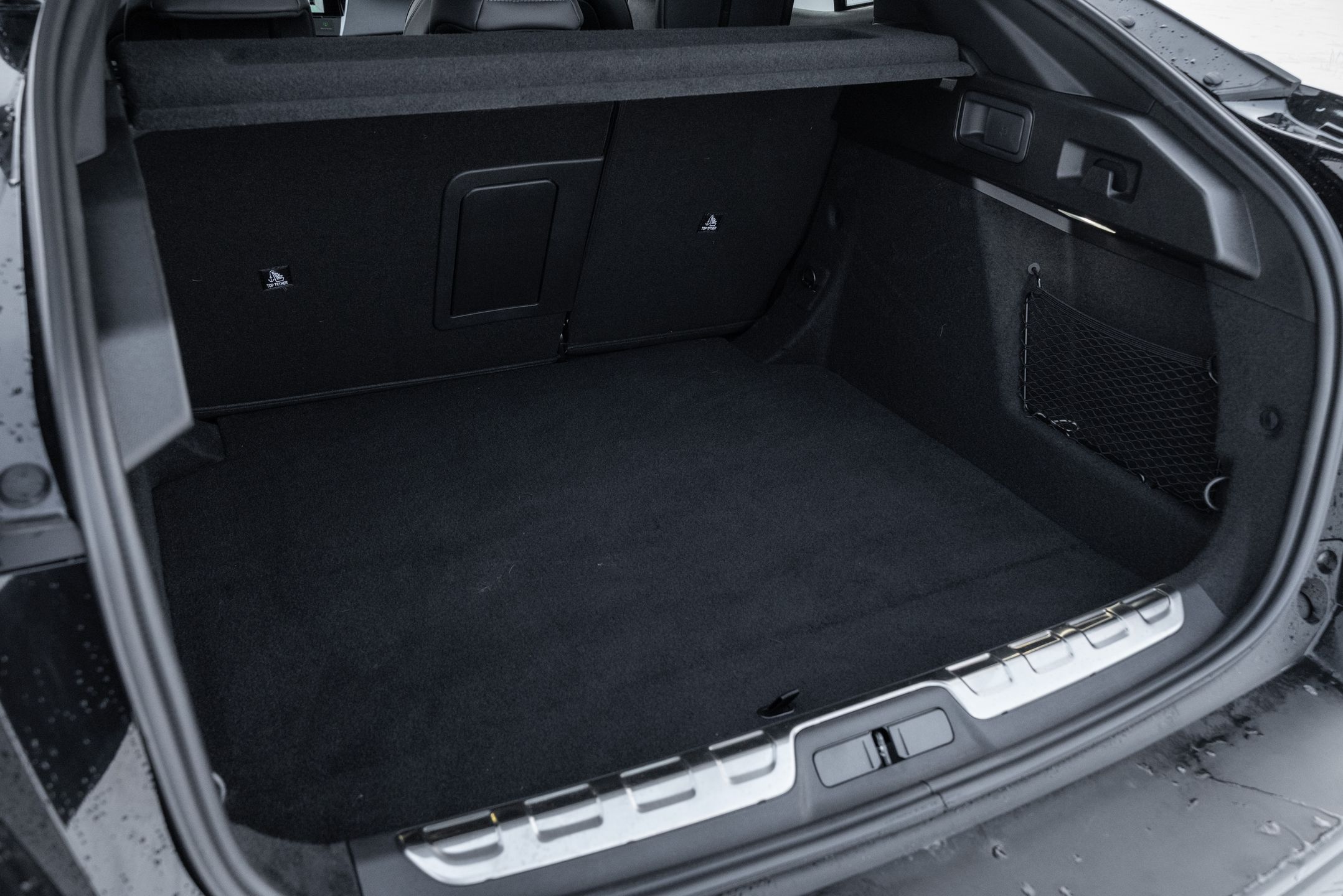 Peugeot 408 Hybrid 145