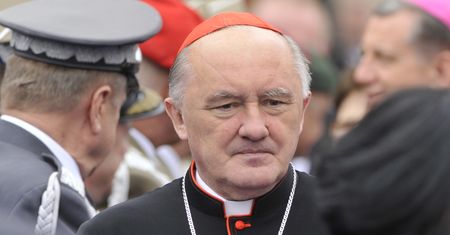 Koszmar na mszy w Warszawie. Kard. Nycz trafił do szpitala!