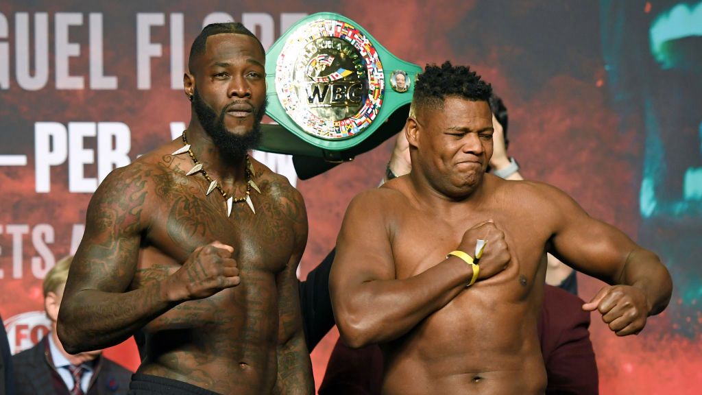Getty Images / Ethan Miller / Na zdjęciu: Deontay Wilder (z lewej) i Luis Ortiz