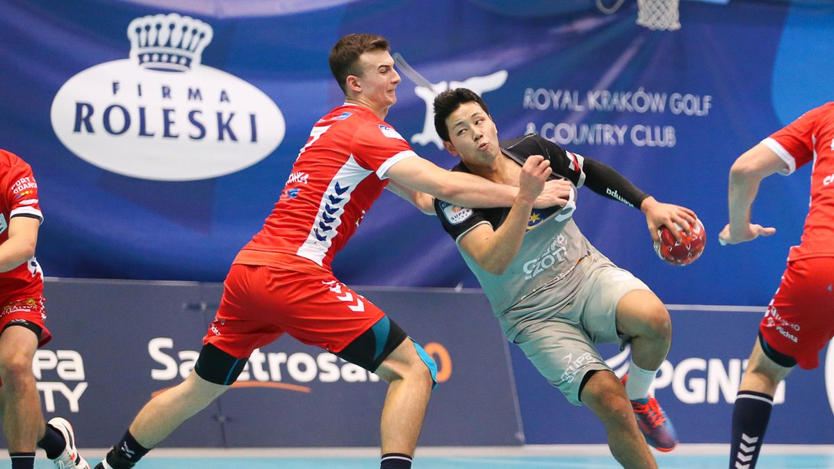 WP SportoweFakty / Sebastian Maciejko / Na zdjęciu: mecz Grupa Azoty SPR Tarnów - Torus Wybrzeże Gdańsk