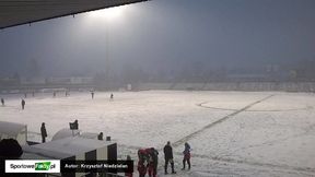 Sandecja - Stomil, czyli piłka śnieżna. Czy należało grać w takich warunkach?