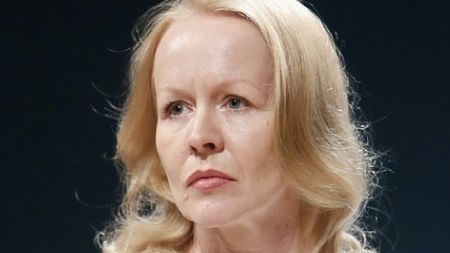 ''Coraz częściej nie radzi sobie z samą sobą''