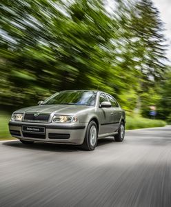 Młode samochody, które warto kupić dlatego, że są stare