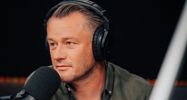 mBank obnaża metody działania oszustów. Narratorem Jarosław Kuźniar