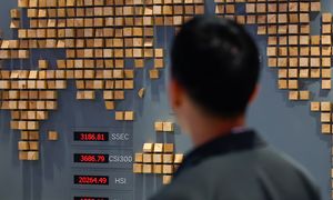 Azja kończy luty rekordem. Europa czeka na dane