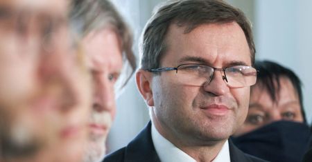 Girzyński oskarża służby o aferę. "Każdy ma prawo do wniosków"