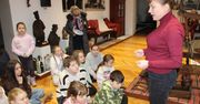 Radomsko: Ferie w Muzeum Regionalnym. "Tkanina - pasiak" czyli warsztaty tkackie dla dzieci