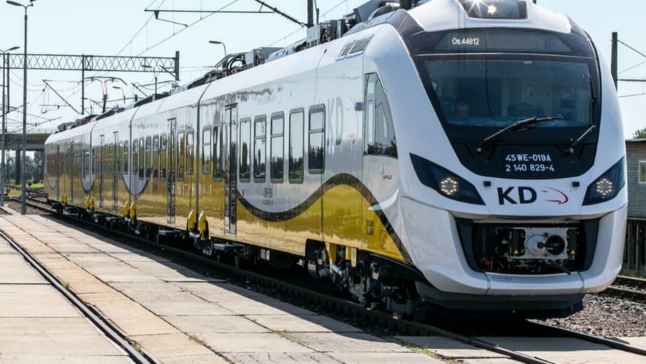 Odmrażanie gospodarki. Koleje Dolnośląskie przywracają część połączeń