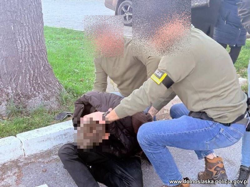 Myślał, że odbierze kolejne pieniądze. 41-latek nie spodziewał się zasadzki