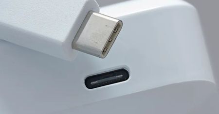 USB-C jako kabel do wszystkiego. Teraz obsłuży nawet 240 watów