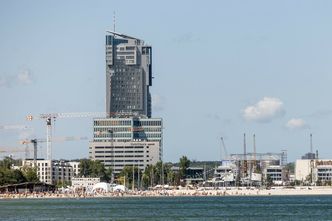 Drapacz chmur miał być wizytówką miasta. "Zrobił się hostel najgorszego gatunku"