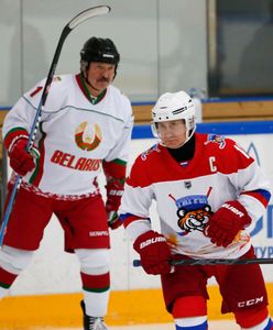 Putin i Łukaszenka w jednej drużynie hokeja. Oponentom nie dali szans