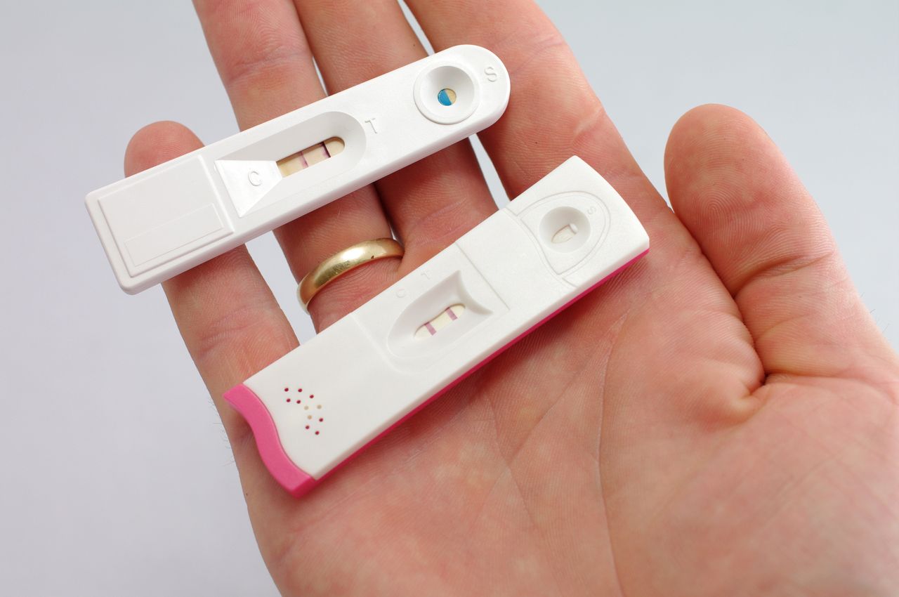 Każdy mężczyzna od czasu do czasu powinien robić test ciążowy. Oto powód