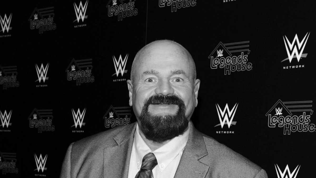 Getty Images / Bryan Bedder / Na zdjęciu: Howard Finkel. Zmarł w wieku 69 lat