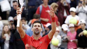 Novak Djoković bez kłopotów w pierwszym tygodniu. Rutynowe zwycięstwo Serba