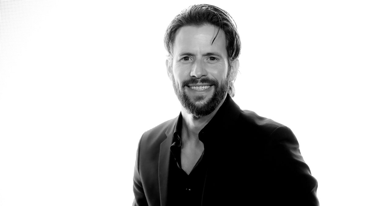 Christian Oliver w lutym 2020 roku na premierze "Łowców" w DGA Theater w Los Angeles.