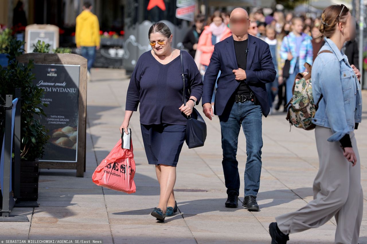 Krystyna Pawłowicz z ochroną / AGENCJA.SE.COM.PL
