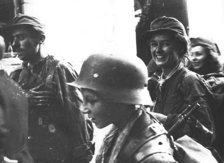 W lutym 1944 roku, w liczbie 68 dziewczęta stanowiły niemal 30 proc. batalionu. W czerwcu do walki z Niemcami szykowało się ich 91 (20,7 proc.)