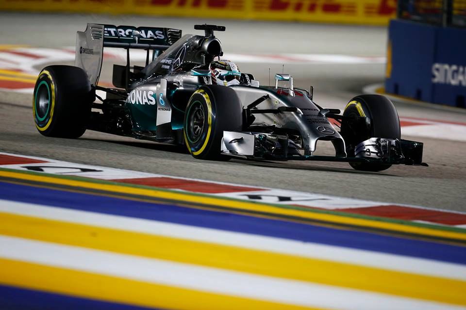 Hamilton od startu do mety - Grand Prix Singapuru