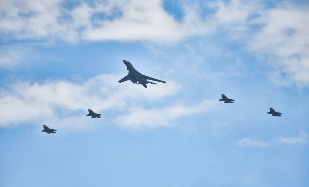 Amerykańskie bombowce zmierzają nad Bałtyk