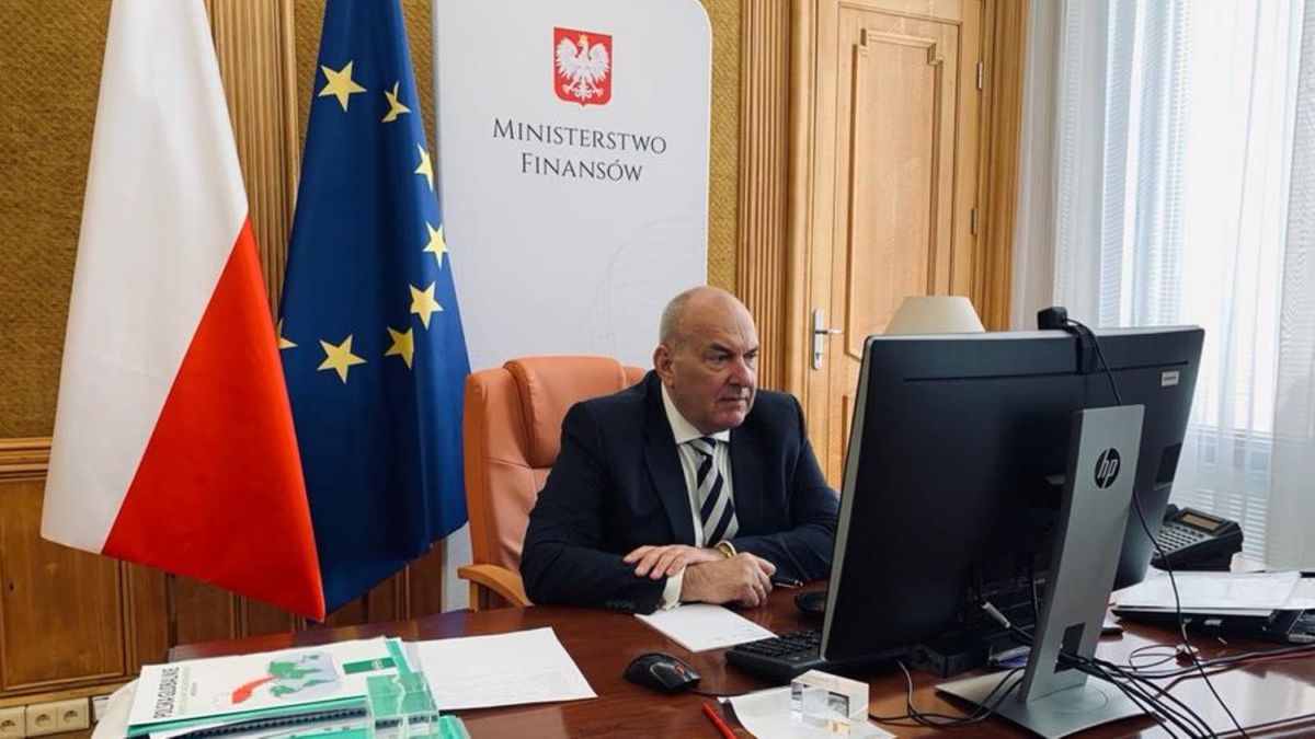 Minister finansó Tadeusz Kościński mówił w poniedziałek m.in. o ulgach w spłacie, których udzieliła KAS