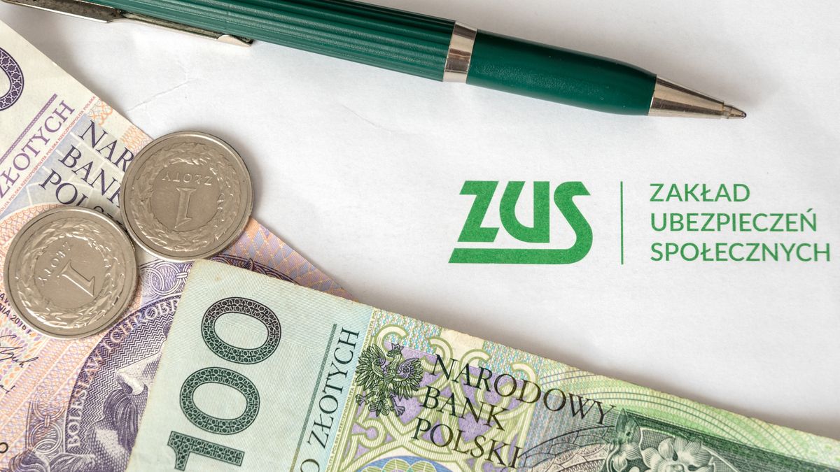 ZUS  może wypłacić zaległą emeryturę nawet od marca 2020 r. To skutek przepisów pandemicznych, które lada dzień wygasają
