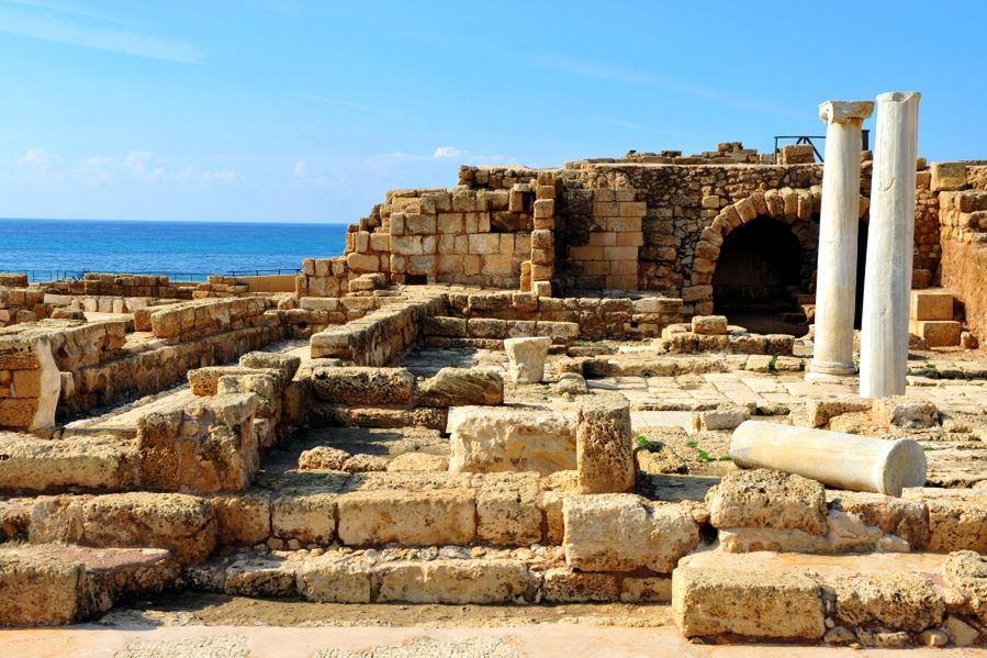 Izrael - ruiny starożytnego miasta Cezarea Nadmorska