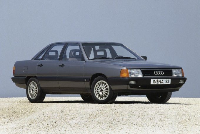 Audi 100