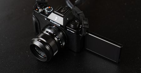 Fujifilm X-T100, czyli amatorski maluch nie tylko dla początkujących [recenzja]