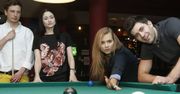 Agnieszka Kaczorowska, Krzysztof Wieszczek, Grzegorz Łapanowski, Walerija Żurawlewa razem na kręglach i bilardzie [zdjęcia]