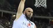 Marcin Gortat nie może się skupić na meczu z jednego powodu. Ach, te kobiety... [WIDEO]