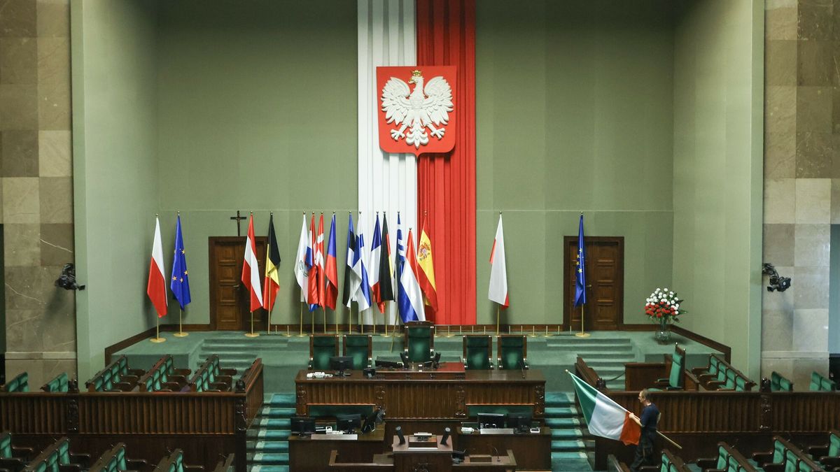 Nowe godło i flaga? Rząd planuje "subtelne" zmiany