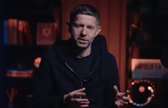 Michał Sadowski dał wskazówki, jak zwiększyć ruch z wyszukiwarek AI. "Gra warta świeczki"