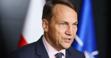 Sikorski komentuje rosyjskie drony nad Polską. "Padła komenda strzelać"