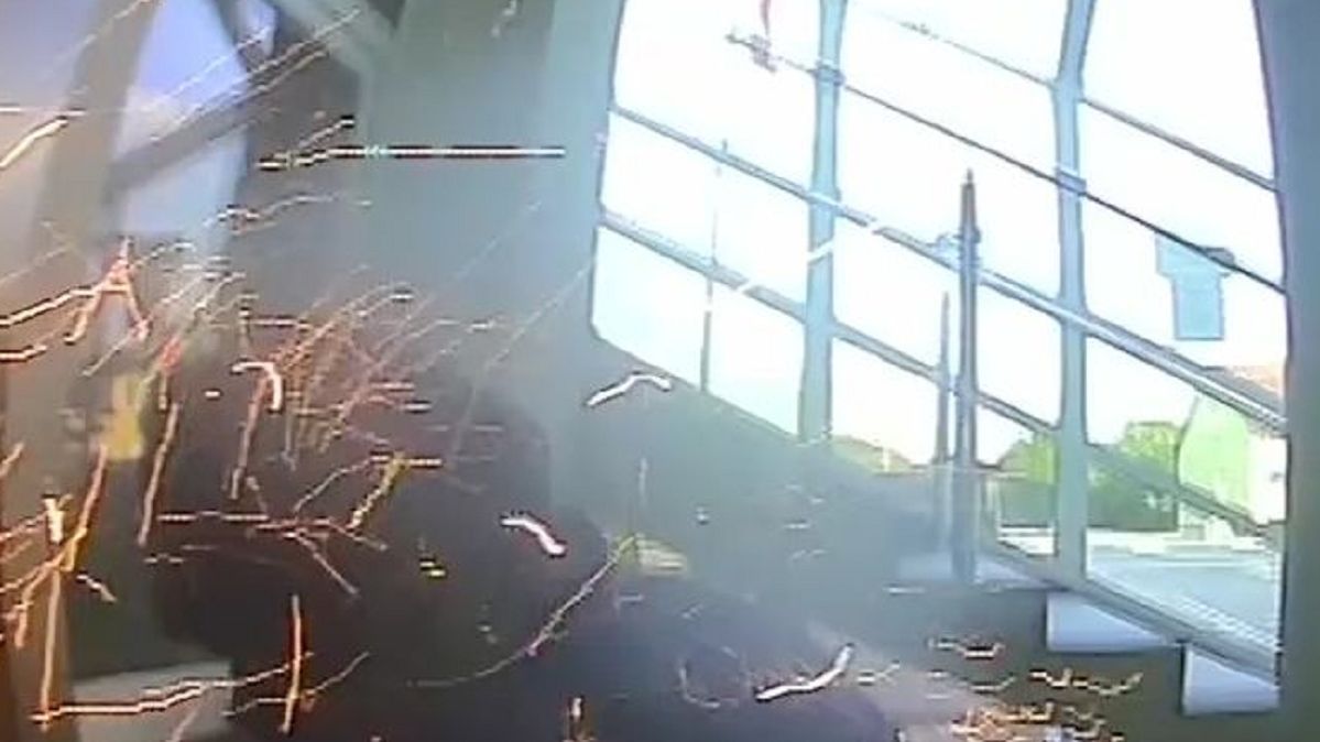 74-latek sam skonstruowął bombę.