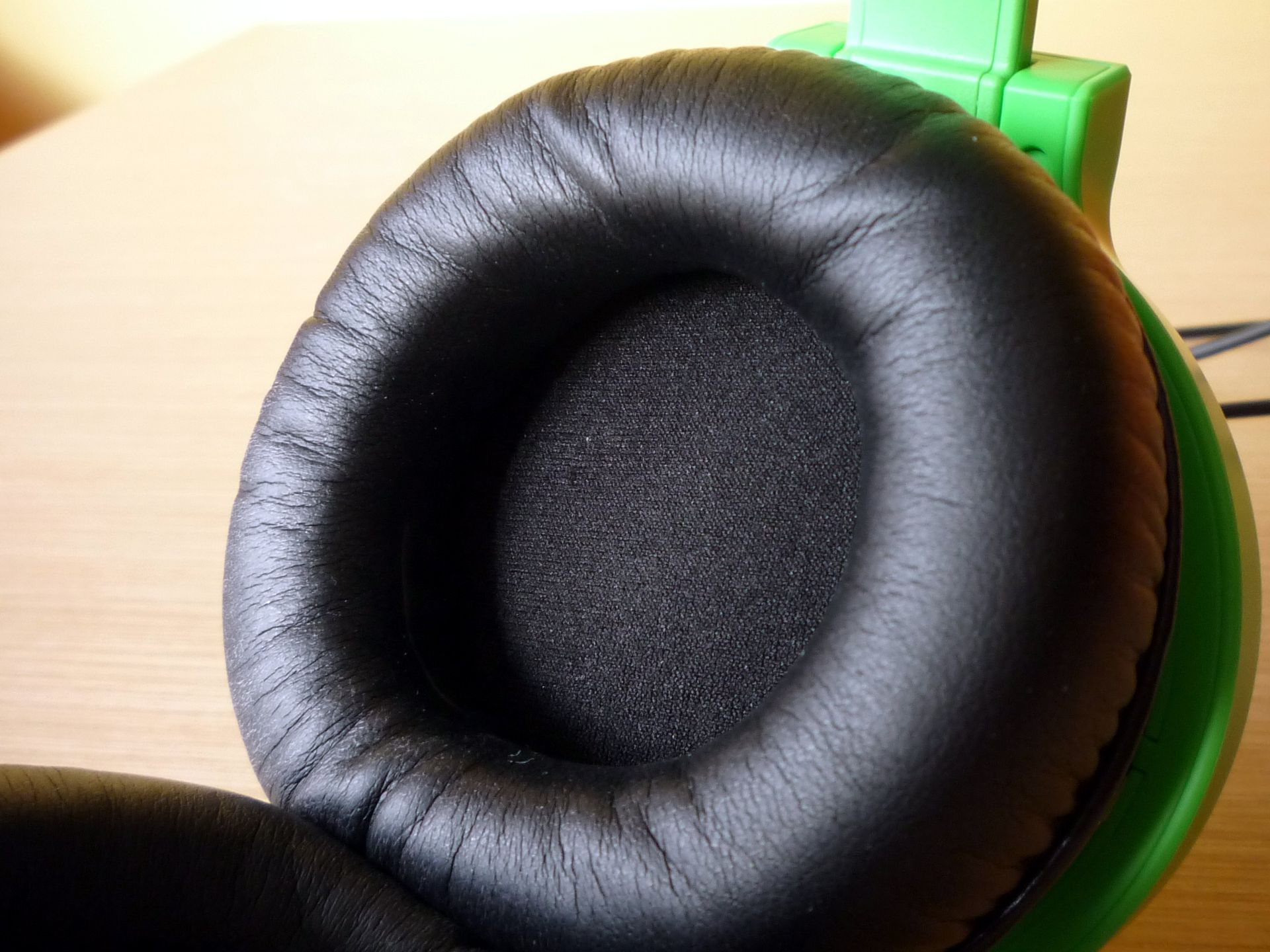 Razer Kraken Pro – mocne uderzenie. Za mocne [test] 10