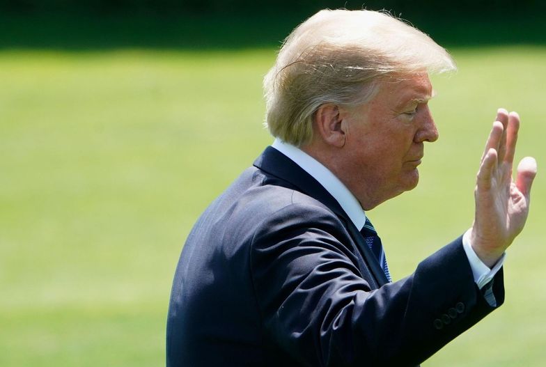 Trump krytykuje Fed, bo ta podnosi stopy porocentowe zwiększając koszt budżetu