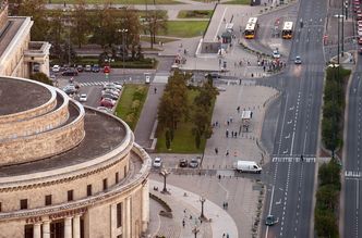 Znany adwokat, podejrzany w sprawie reprywatyzacji, na wolności