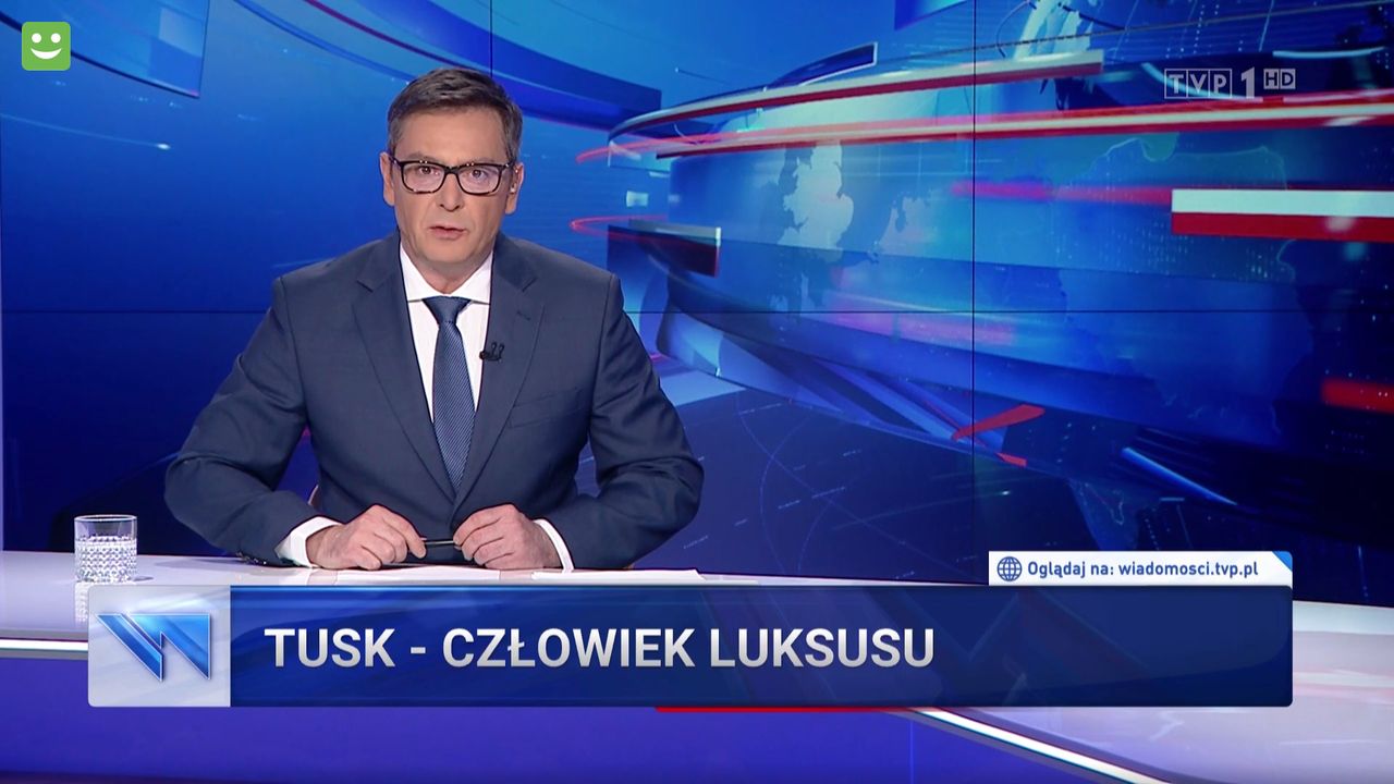 "Wiadomości" TVP o butach Tuska. Jest riposta