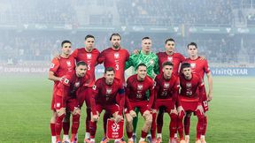 Czekali pół dnia. Media: tak piłkarze potraktowali kibiców