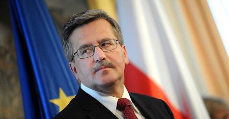 Prezydent Komorowski pozostaje w Plusie