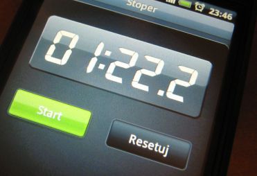 Krótka piłka: 82 sekundy kontra 1200 MSP