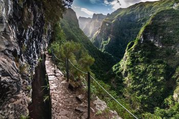 Polski turysta zaginął na Maderze. Trwają poszukiwania